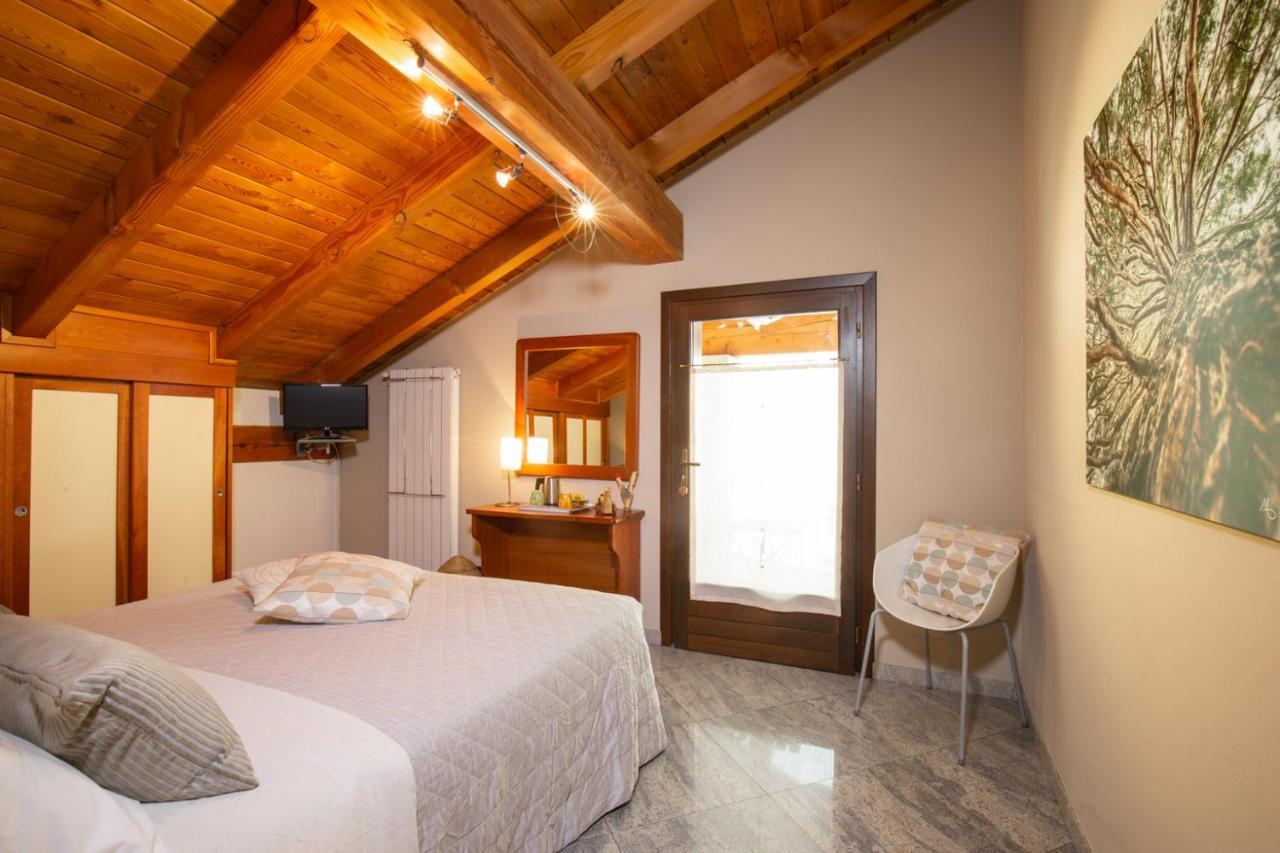 B&B Al Castel Pont-Saint-Martin Ngoại thất bức ảnh