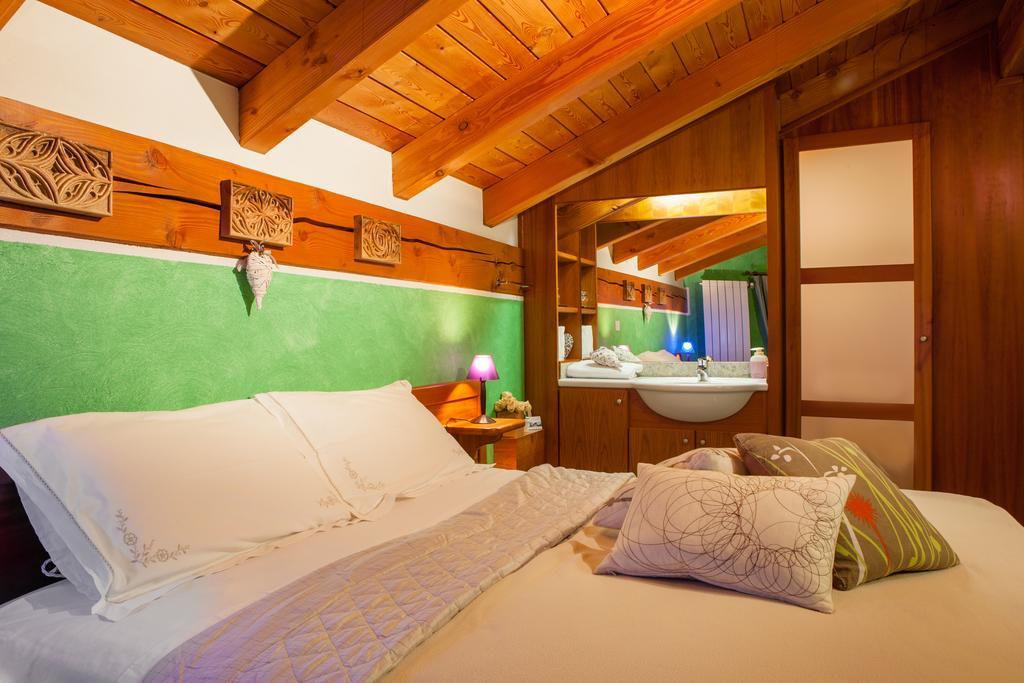 B&B Al Castel Pont-Saint-Martin Phòng bức ảnh